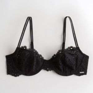 Gilly Hicks Hollister bra